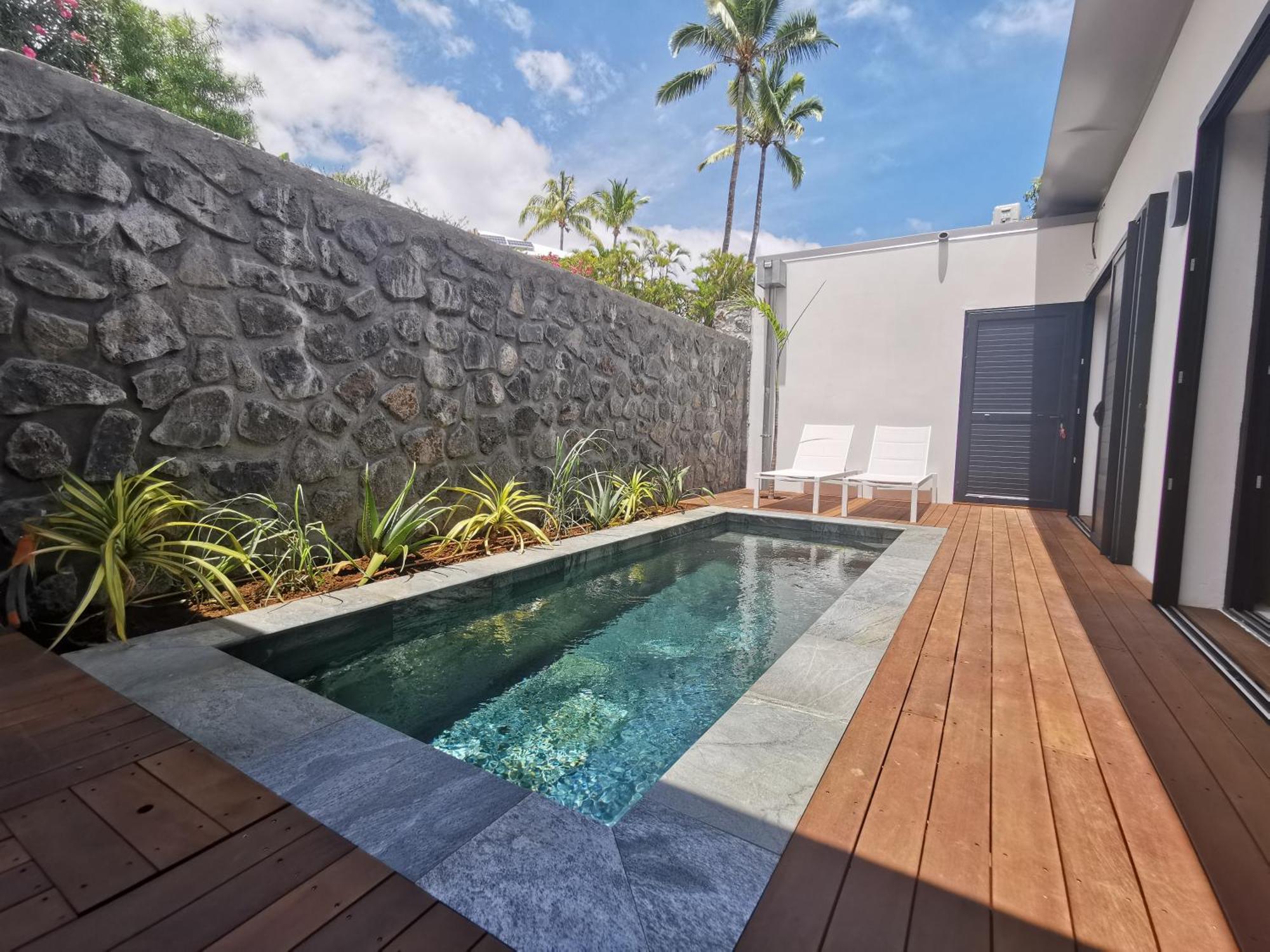 Summer Cosy - Villa Classee 4 Etoiles - 2 Suites Avec Piscine Chauffee Et Jacuzzi Integre Idealement Situee Chemin Summer Saint-Gilles-les-Bains Exterior photo